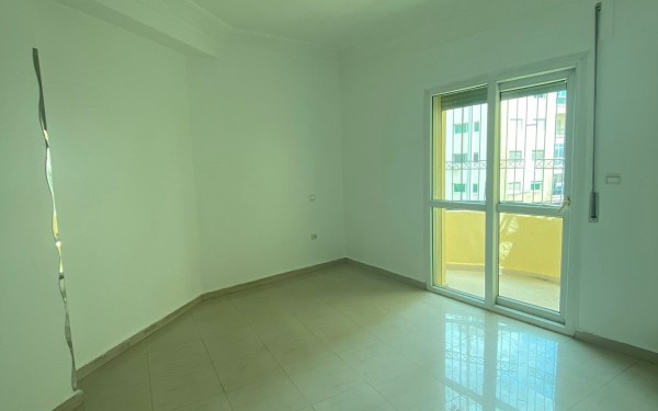 01-randome-62447bb235564